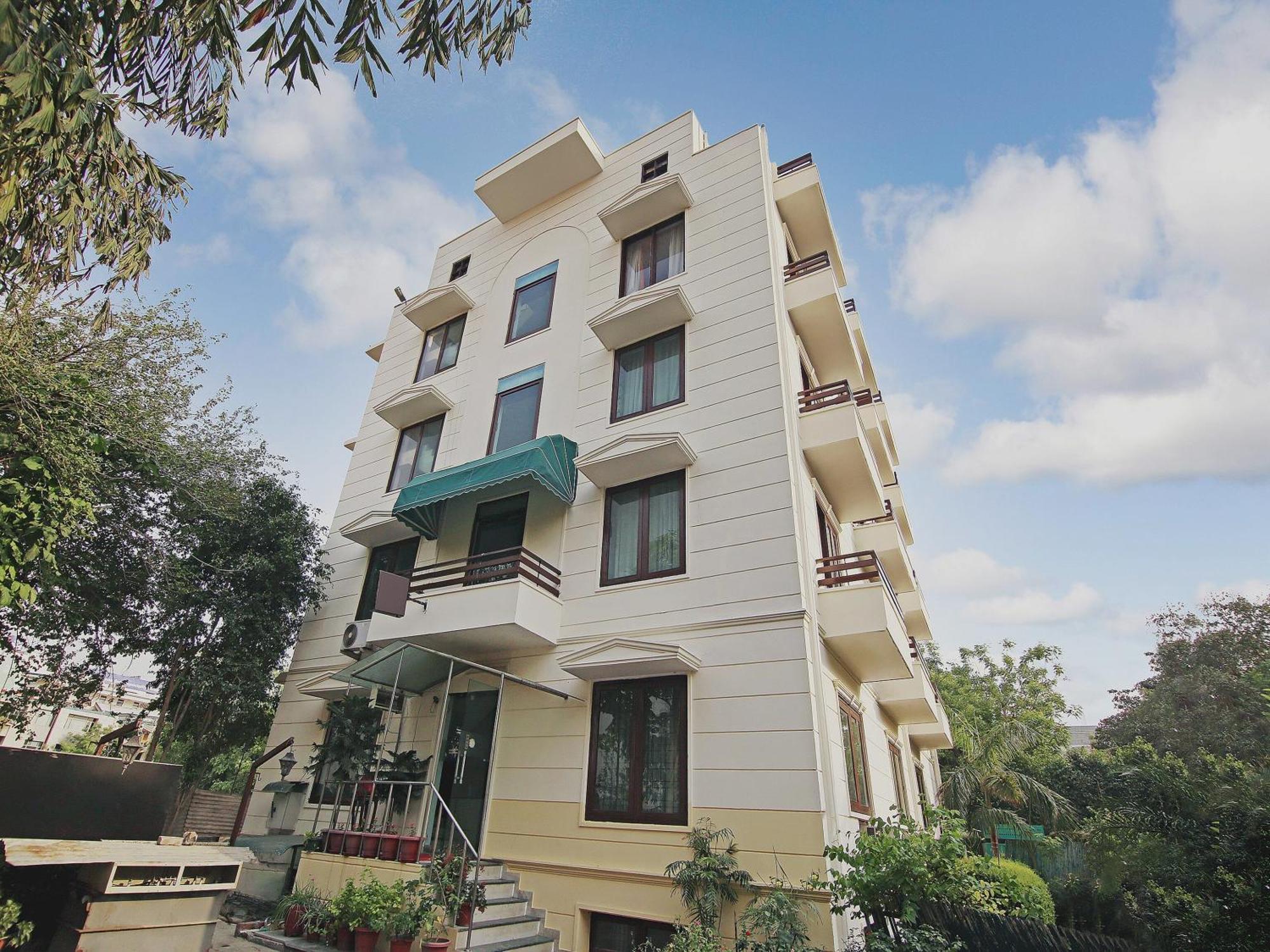 Capital O Tipsyy Near Aravali Biodiversity Park Гургаон Экстерьер фото